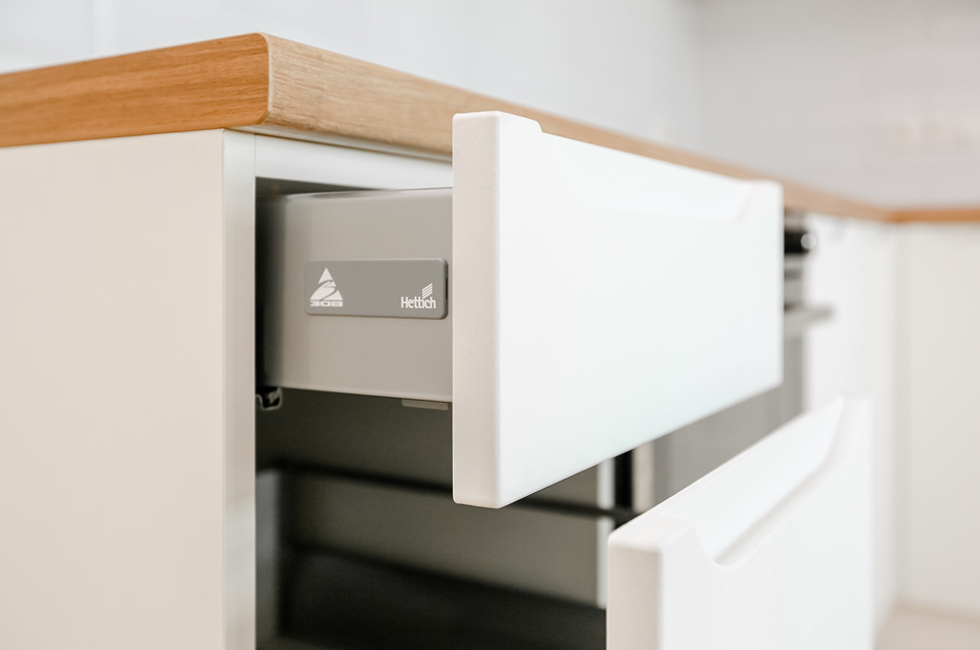 Отличие фурнитуры Blum и Hettich. Фото 6. Отличие фурнитуры Blum и Hettich. Фото 6.