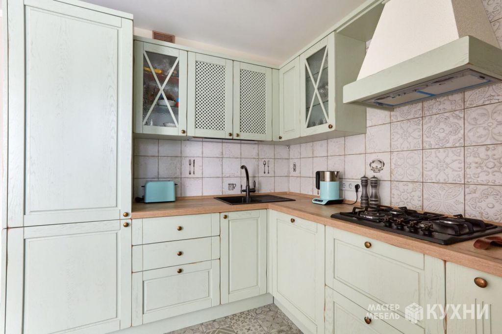 Угловая кухня Эри из массива дуба. Фото 2 Угловая кухня Эри из массива дуба. Фото 2