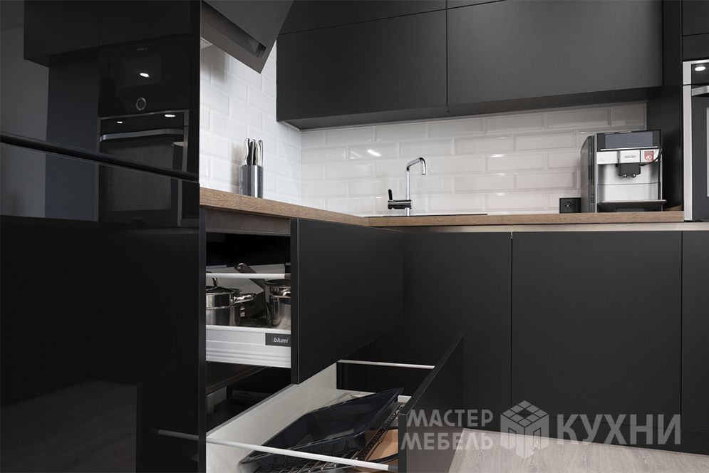 Отличие фурнитуры Blum и Hettich. Фото 3. Отличие фурнитуры Blum и Hettich. Фото 3.